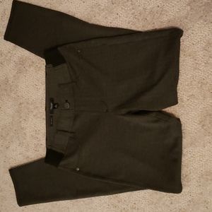 Simply Vera Vera Wang Jeggings in a size S.  Excellent condition.  gray